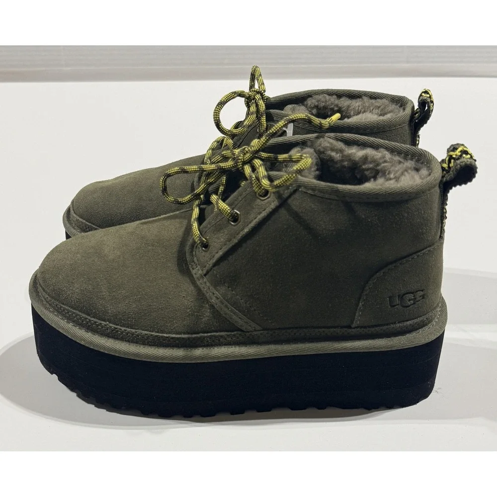 UGG Neumel Platform - Women's Green Suede Lace Up Boots 1130604 - Size 7 NEW NWT